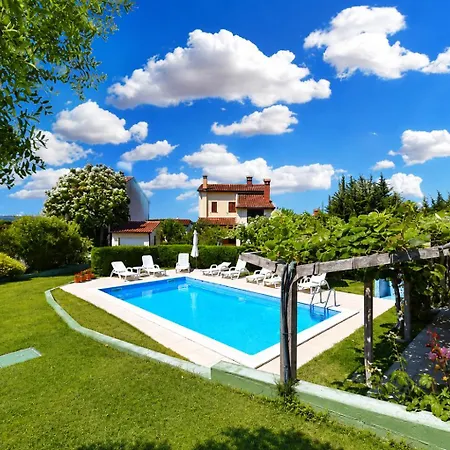Casa Luna A3 *